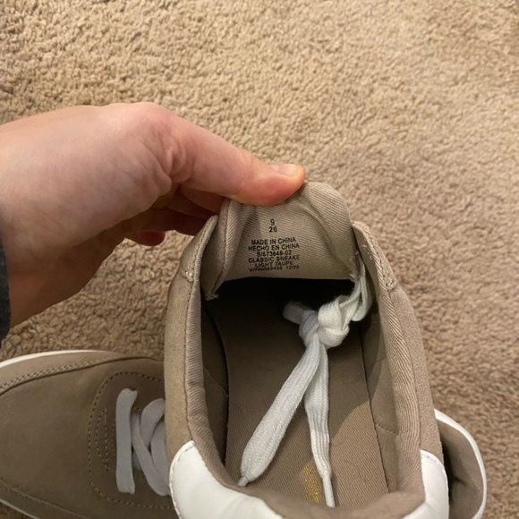 Fashion sneakers only worn 1x - Picture 3 of 3